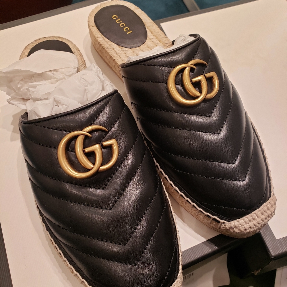 SOLD. GUCCI